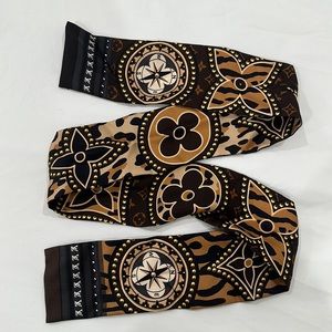 Louis Vuitton thin scarf